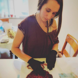 Mama Vida Doula Services - * Placenta Encapsulation - serving McMinnville, Salem, Newberg, Corvallis, Lincoln City