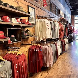Barefoot Campus Outfitter Tallahassee