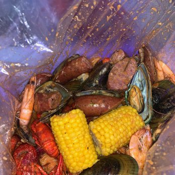 Kickin' Crab - #1 combo- crawfish,mussels, shrimp with a side of corn,sausage,and potatoes - Cajun/Creole Near Me - Carrollton, Texas