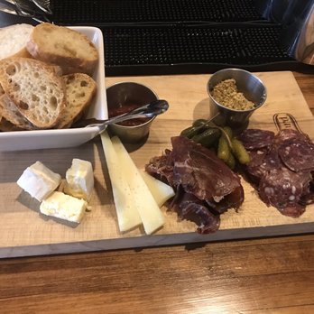 Bluebeard - New American Near Me - Indianapolis, Indiana