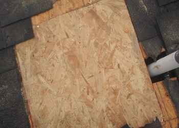 Slide of Argueta's Roofing Specialist