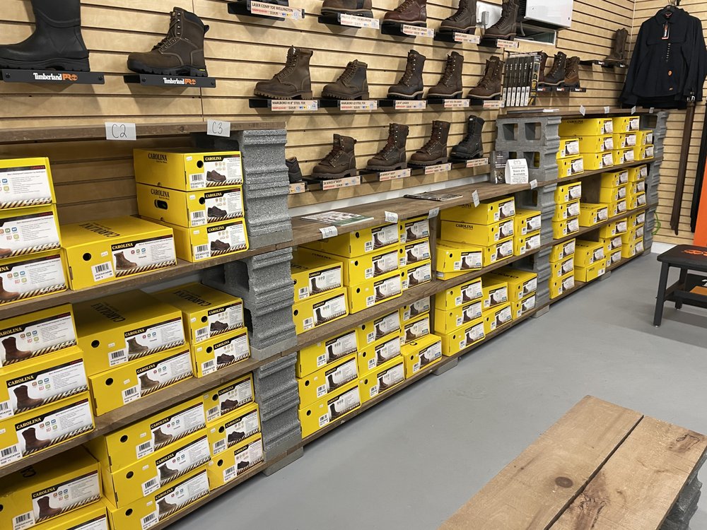 OVERLOOK BOOTS Updated September 2024 16 Photos 2009 West St