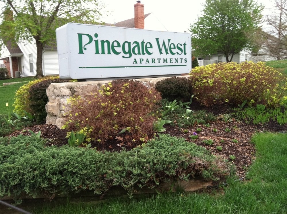 PINEGATE WEST APARTMENTS Updated October 2024 6530 Barton Cir