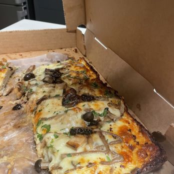 Side Door Pizza - Mushroom pizza - Pizza Near Me - Washington, DC, District of Columbia