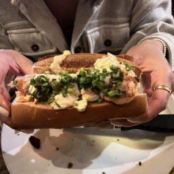 Rock'N Fish - Lobster roll - Seafood Near Me - Manhattan Beach, California Rock'N Fish - Lobster roll - Seafood Near Me - Manhattan Beach, California