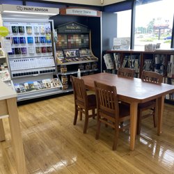 Sherwin-Williams Paint Store - Consulting Table
