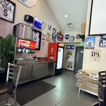 Rick's Pizza, Beer, & More - Pizza Near Me - Reno, Nevada
