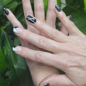 Fendi Nail Salon - Freehand gel manicure designs on natural nails by Linh at Fendis - Nail Salons Near Me - Watertown, Massachusetts Fendi Nail Salon - Freehand gel manicure designs on natural nails by Linh at Fendis - Nail Salons Near Me - Watertown, Massachusetts