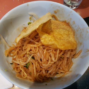 Thai Diner - Rice Noodle Dry w/Wonton. - Thai Near Me - Richmond, Virginia