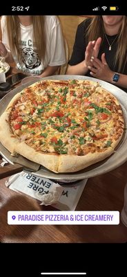 Paradise Pizzeria & Ice Creamery by null