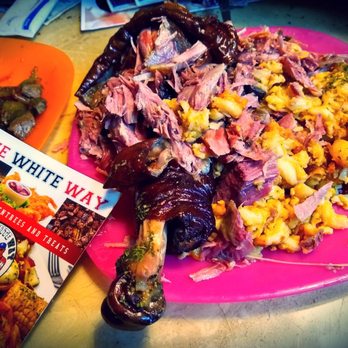The White Way - Smoked Turkey Leg with Mac n Cheese WOWED Wonderful - Food Trucks Near Me - Detroit, Michigan The White Way - Smoked Turkey Leg with Mac n Cheese WOWED Wonderful - Food Trucks Near Me - Detroit, Michigan