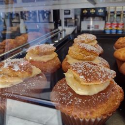 Custard Cream Muffins Custard Cream Muffins