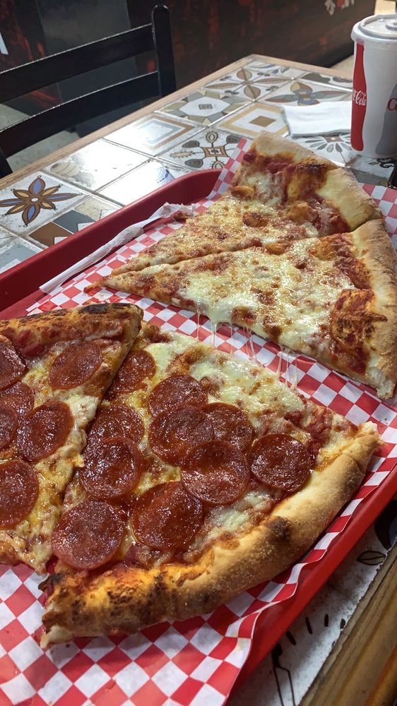 Papa's Pizza Logo
