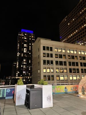 Frolik Kitchen + Cocktails by null