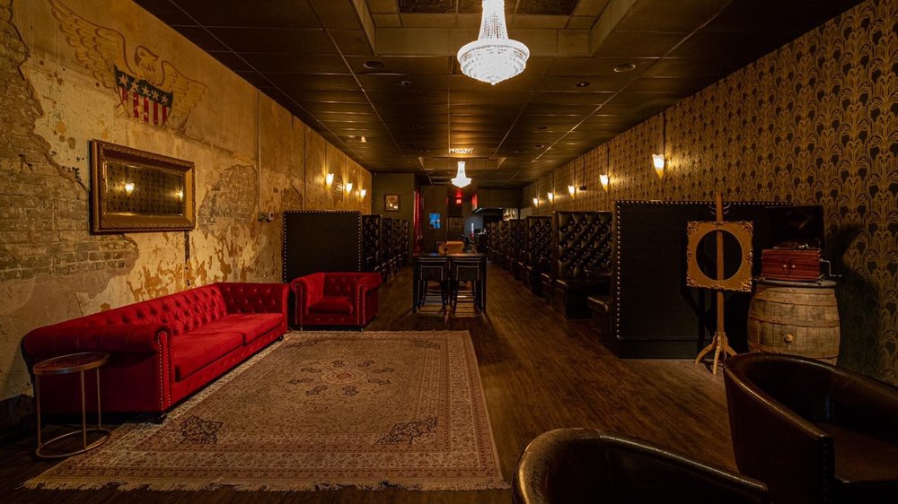 Social spots from 1922