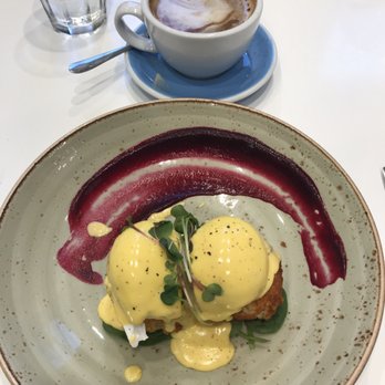 Honey Cafe - Eggs Benedict and an americano - Cafes Near Me - Takapuna, AUK Honey Cafe - Eggs Benedict and an americano - Cafes Near Me - Takapuna, AUK