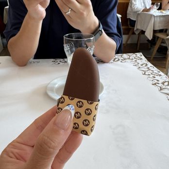 Cervejaria Ramiro - Complementary ice cream to end off the meal! - Seafood Near Me - Lisbon, 11 Cervejaria Ramiro - Complementary ice cream to end off the meal! - Seafood Near Me - Lisbon, 11