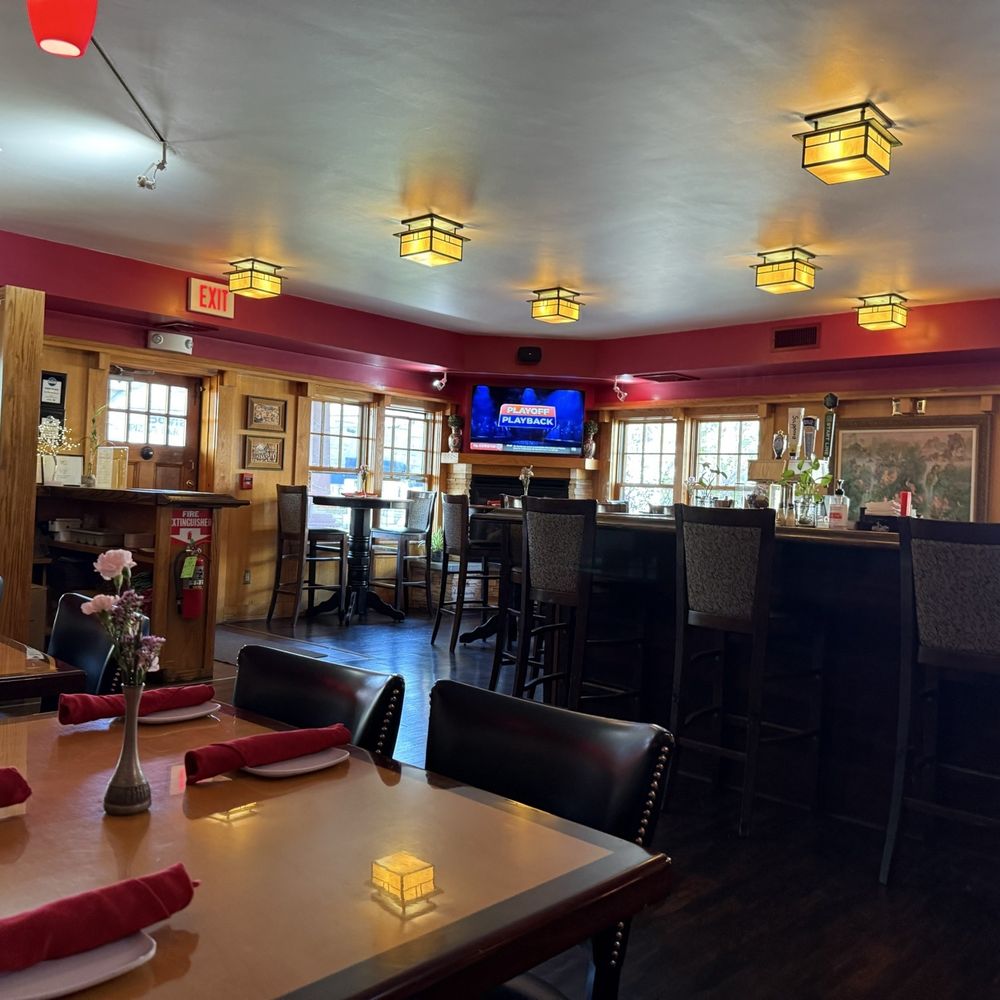 Pan Thai - Thai Near Me - Hopkinton, Massachusetts