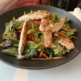 One Up Bar & Bistro - House salad with chicken - Restaurants Near Me - Mooloolaba, QLD One Up Bar & Bistro - House salad with chicken - Restaurants Near Me - Mooloolaba, QLD