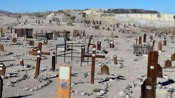 Old Tonopah Cemetery (1901) by null