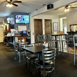 Tick Tock Lounge - Dining room