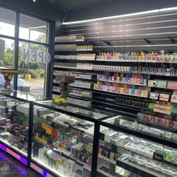 Morrisville Vapor & Gifts - Vapes lighters