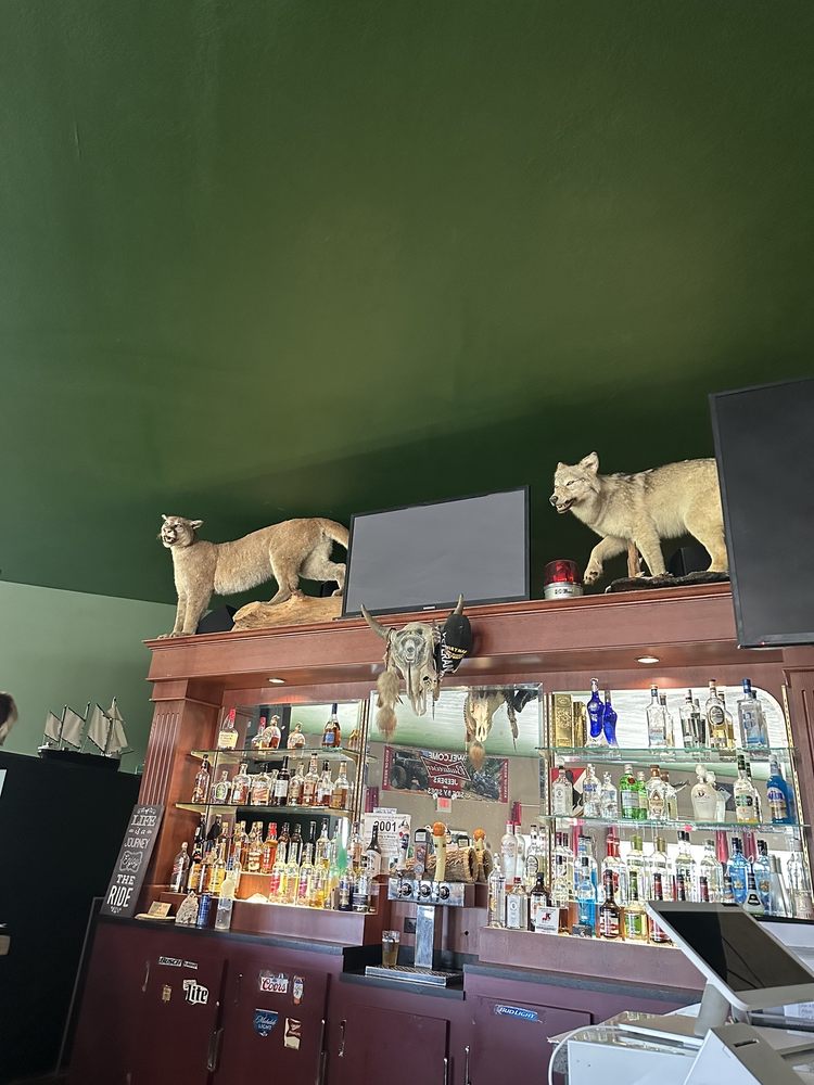 Trailhead Restaurant And  Campground Logo