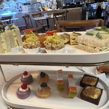 Star Leaf - Friend's birthday afternoon tea - Tea Rooms Near Me - Orange, California