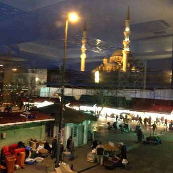 Hamdi Köfte - View from the second floor - Bazaar and New Mosque - Turkish Near Me - Istanbul, 34