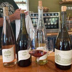 Deer Creek Vineyards