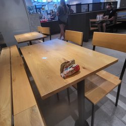 Wendy's - ALL tables are like this