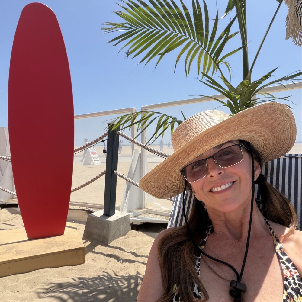 Lounge chairs beach side Lounge chairs beach side