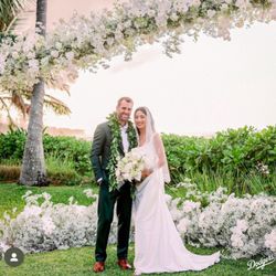 Faith & Beauty Hawaii - Chris & Mary Taylor!  Go Dodgers!