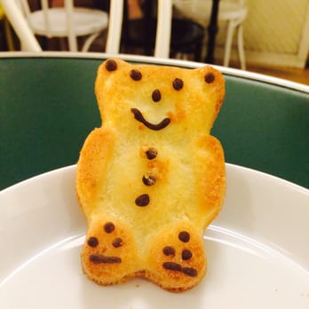Cafe Madeline - Yummy adorable bear cookie - Breakfast & Brunch Near Me - Brooklyn, New York