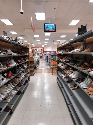 TJ MAXX - Updated January 2026 - 59 Photos & 86 Reviews - 27690 Santa