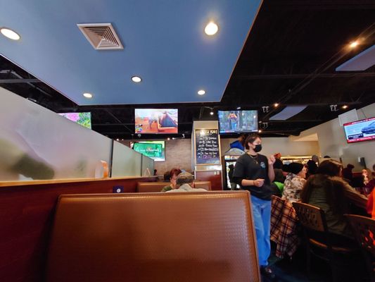 Schooners Grill Newport News by null
