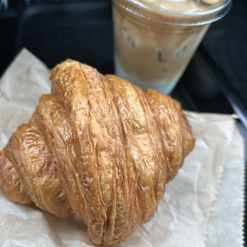 Yeems Coffee - Iced buttercream latte with Vienna cream and butter croissant - Coffee & Tea Near Me - Gardena, California Yeems Coffee - Iced buttercream latte with Vienna cream and butter croissant - Coffee & Tea Near Me - Gardena, California
