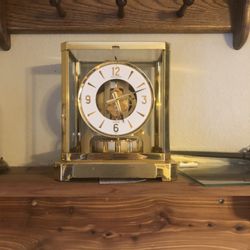 Atmos Clock Repair - I work on all models and calibers of the Atmos. I also buy Atmos clocks and Jaeger LeCoultre timepieces