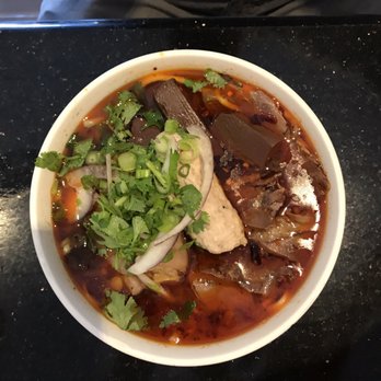 Ngự Bình Restaurant - Bun bo hue - too oily! - Vietnamese Near Me - Westminster, California Ngự Bình Restaurant - Bun bo hue - too oily! - Vietnamese Near Me - Westminster, California