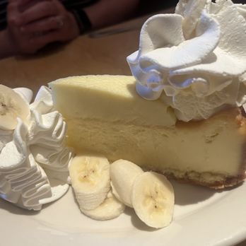 The Cheesecake Factory - Fresh Banana Cream Cheesecake - Desserts Near Me - Austin, Texas