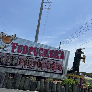 Fudpucker's - Seafood Near Me - Destin, Florida