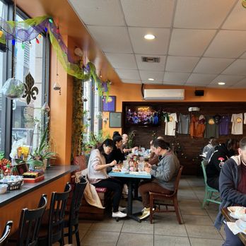 Two Chicks Cafe - Breakfast & Brunch Near Me - New Orleans, Louisiana Two Chicks Cafe - Breakfast & Brunch Near Me - New Orleans, Louisiana