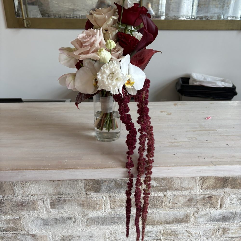 Design Perfection - The bridal bouquet - Wedding Planning Near Me Design Perfection - The bridal bouquet - Wedding Planning Near Me