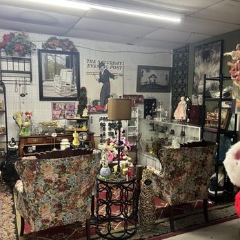 Crosby Antique Mall - Antiques Near Me - Crosby, Texas Crosby Antique Mall - Antiques Near Me - Crosby, Texas