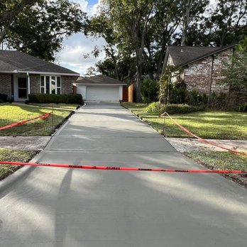 Mendoza Masonry - Restored concrete driveway. - Masonry/Concrete Near Me - Houston, Texas Mendoza Masonry - Restored concrete driveway. - Masonry/Concrete Near Me - Houston, Texas