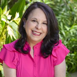 Wendy Ehrlich, PHD - Dr. Ehrlich provides a safe, non-judgmental and empowering therapeutic space. She will help you manage the challenges of everyday life.