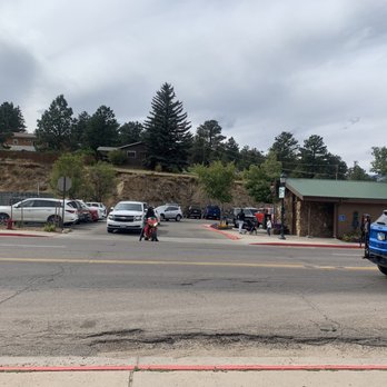 Molly B Restaurant - Parking cross street - American Near Me - Estes Park, Colorado Molly B Restaurant - Parking cross street - American Near Me - Estes Park, Colorado