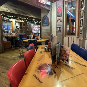 Bubba Gump Shrimp - Decor and seating - Seafood Near Me - Bloomington, Minnesota Bubba Gump Shrimp - Decor and seating - Seafood Near Me - Bloomington, Minnesota