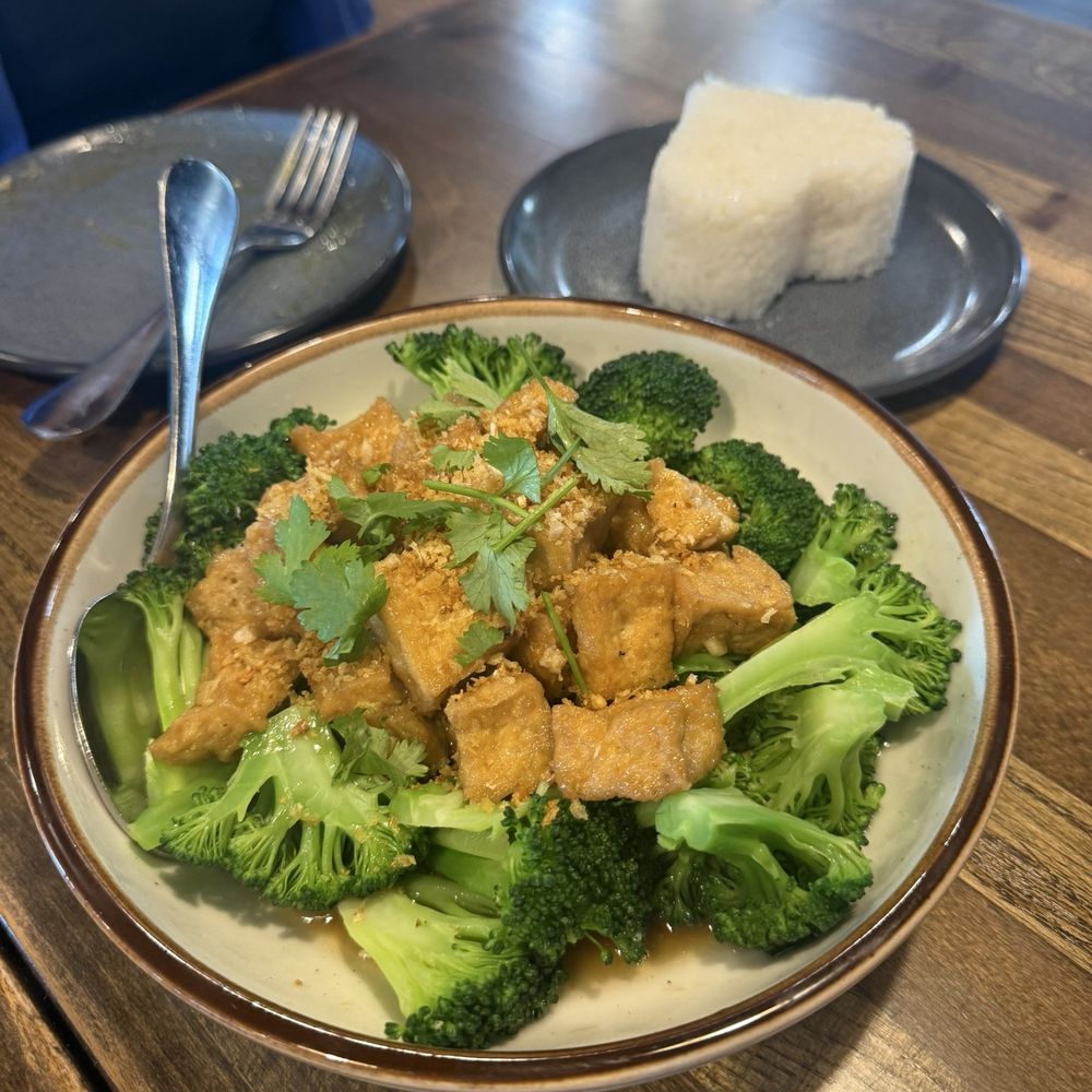 KiiN KiiN Thai - Broccoli - Thai Near Me - Meridian, Idaho KiiN KiiN Thai - Broccoli - Thai Near Me - Meridian, Idaho