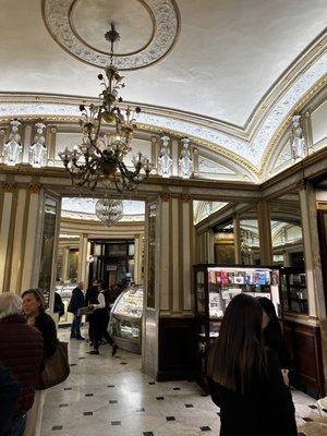 Gran Caffè Gambrinus by null
